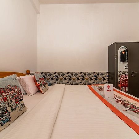 Oyo 10809 Hotel Tushar Inn Baga Kültér fotó